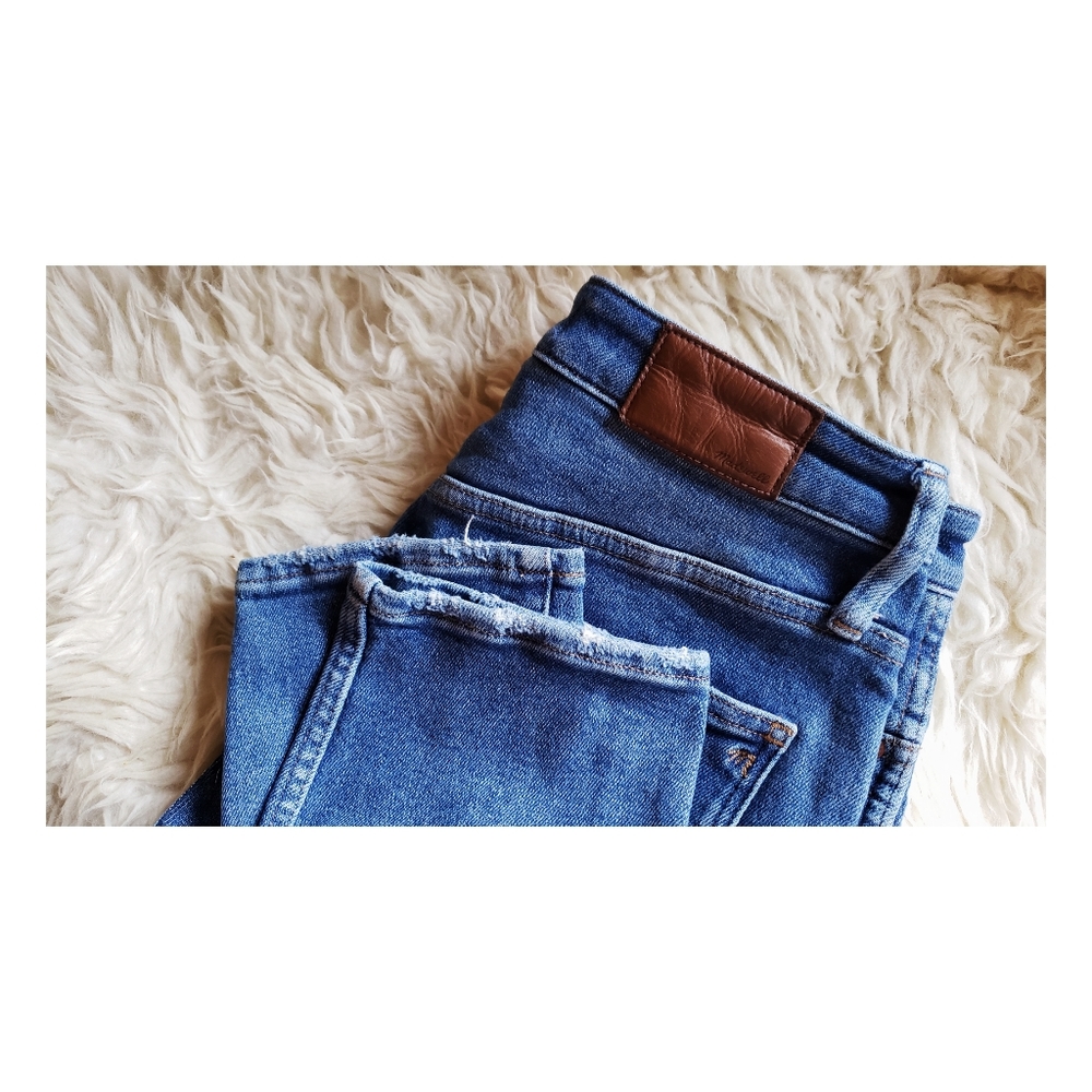 Madewell Curvy Petite Stovepipe Jeans Ditmas Wash